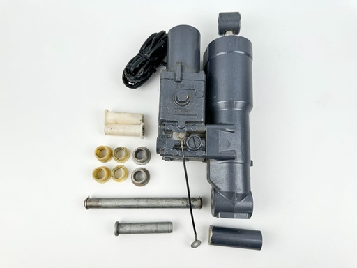 [035322] Yamaha 75 80 90 100 HP Outboard Power Trim & Tilt Unit Assembly 67F-43800-01-4D