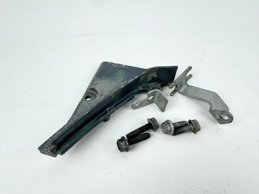 [035642] 2001 Yamaha 80 HP 4 Stroke Outboard Cable Cover Plate 67F-42738-00-5B OEM