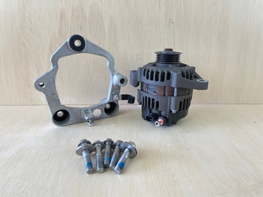 [3976] 2003 Mercury 225HP Optimax DFI Outboard Alternator Assembly W/ Bracket 881247A1