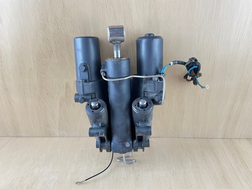 [4098] Yamaha 250HP Outboard Engine Power Trim & Tilt Assembly 69J-43800-0A-8D