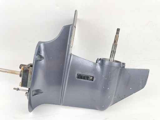 [028466] 2002 Yamaha 9.9 HP 2 Stroke Outboard 15" Short Lower Unit Gear Case 63V-45300-03-4D