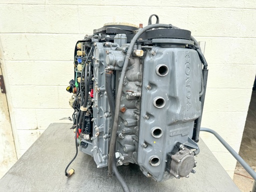 [030905] 2000 Honda 130 HP 4 Stroke Outboard Powerhead 12000-ZW5-020ZA OEM