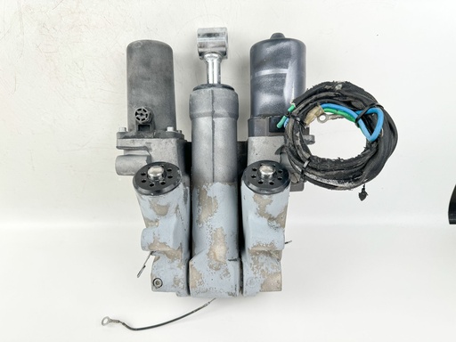 [038351] Yamaha V8 F 300 350 HP Outboard Power Trim Tilt Unit 6AW-43800-05-00