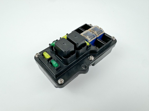 [036501] 2005 Yamaha 250 HP 2 Stroke Outboard Fuse Box 60V-82170-01-00 OEM