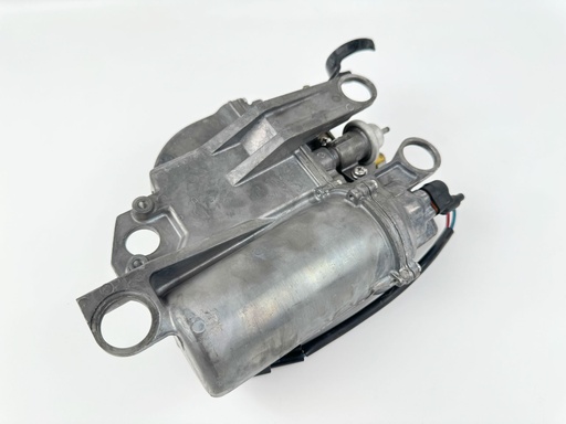 [036484] 2005 Yamaha 250 HP 2 Stroke Outboard VST Float Chamber Assembly 60V-14980-00-00 OEM