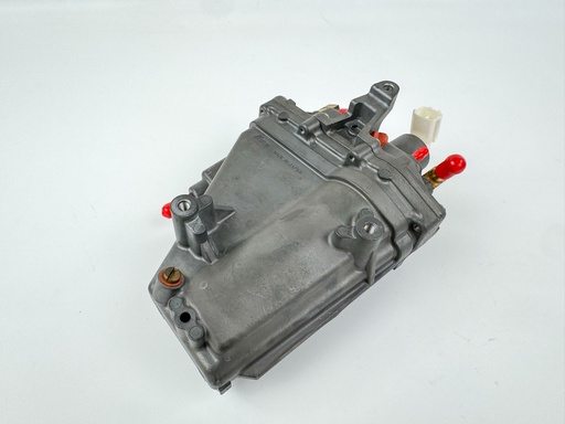 [038262] 2009 Yamaha 115 HP 4 Stroke Outboard VST Float Chamber Assembly 68V-14180-03-00 OEM