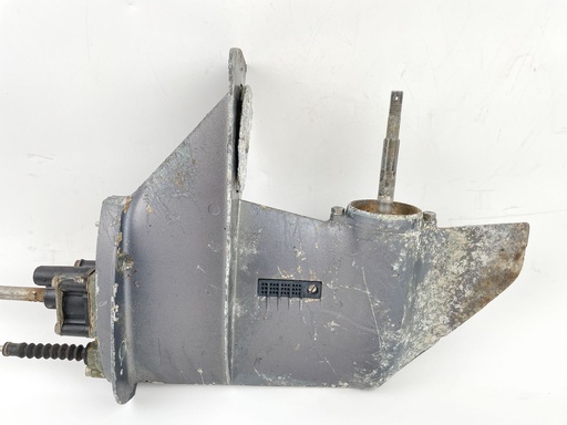 [028871] 1987 Yamaha 6 HP 2 Stroke Outboard Lower Unit Gear Case {mpn} OEM