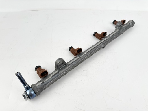 [009217] 2018 Suzuki 150 HP 4 Stroke Outboard Fuel Injector Set W/ Rail {mpn} OEM