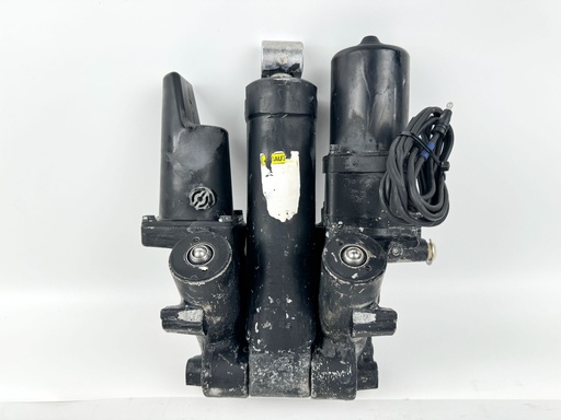 [038692] 1999 Mercury 200 HP 2 Stroke Outboard Power Trim Tilt Unit {mpn} OEM