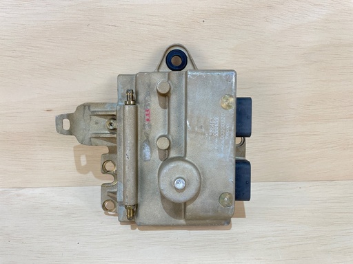 [2832] 1999 Evinrude 175HP EMM ECU Computer 586463