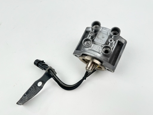 [014047] 2006 Evinrude 250 HP 2 Stroke Outboard Port Side Fuel Injector {mpn} OEM