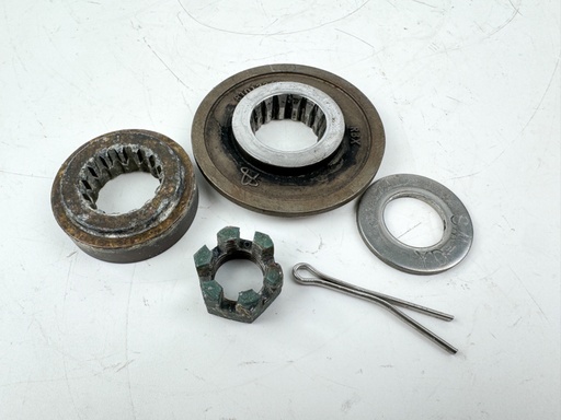 [016335] 2001 Yamaha 50 HP 4 Stroke Outboard Prop Hardware {mpn} OEM