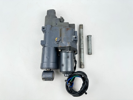 [016238] 2001 Yamaha 50 HP 4 Stroke Outboard Power Trim Tilt Unit {mpn} OEM