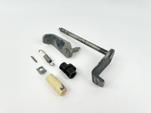 [016842] 2001 Yamaha 200 HP 2 Stroke Outboard Tilt Stop Lever {mpn} OEM