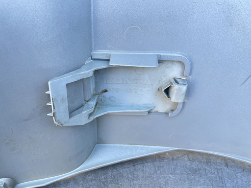 [018575] 2007 Honda 135 HP 4 Stroke Outboard Lower Apron Cowling Starboard {mpn} OEM