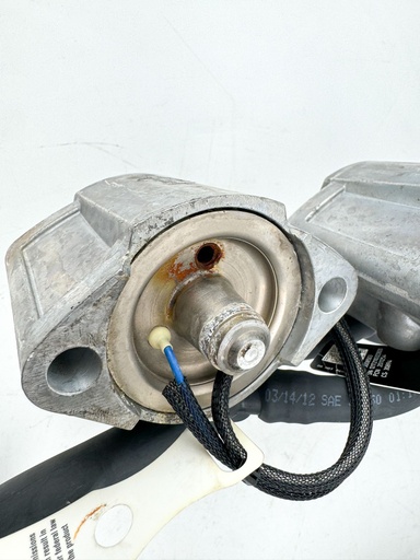 [019576] 2013 Evinrude 150 HP 2 Stroke Outboard Fuel Injector Set W/ Rail {mpn} OEM