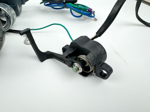 [019608] 2013 Evinrude 150 HP 2 Stroke Outboard Power Trim Tilt Unit {mpn} OEM