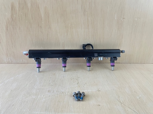 [4172] 2015 Mercury 200HP L4 Verado Outboard Fuel Injector Set With Rail