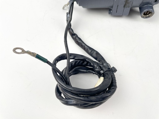 [019420] 2006 Yamaha 150 HP 4 Stroke Outboard Power Trim Tilt Unit {mpn} OEM