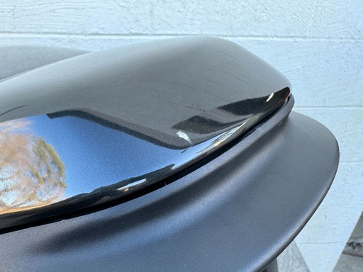 [020813] 2002-2011 Suzuki DF140 140HP 4 Stroke Outboard Top Cover Cowling Hood