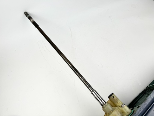 [020877] 2005 Yamaha 115 HP 4 Stroke Outboard Lower Unit Gear Case {mpn} OEM