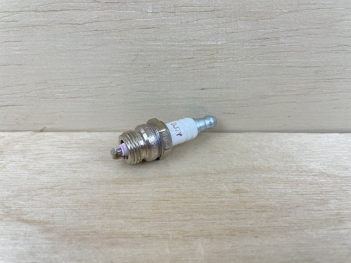 [6019] Champion DJ7Y Spark Plug Brand New OEM