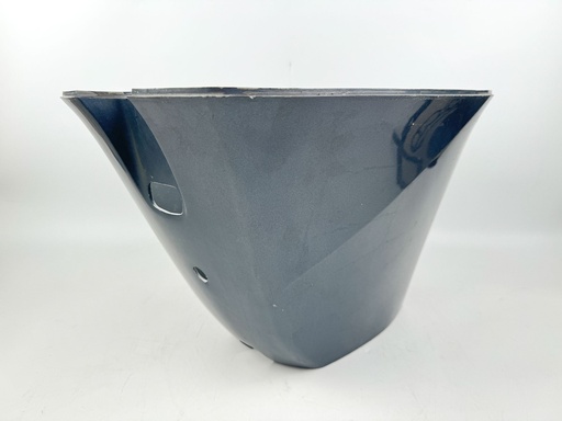 [020926] 2005 Yamaha 115 HP 4 Stroke Outboard Lower Apron Cover {mpn} OEM