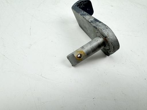 [020928] 2005 Yamaha 115 HP 4 Stroke Outboard Tilt Stop Lever {mpn} OEM