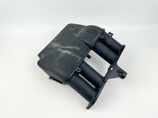 [020935] 2005 Yamaha 115 HP 4 Stroke Outboard Intake Air Silencer Assembly {mpn} OEM