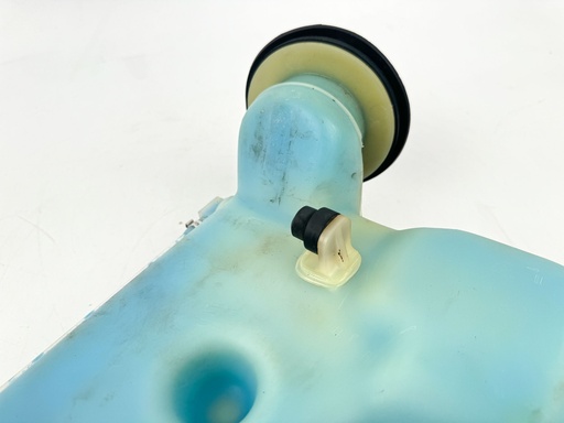 [021568] 2000 Mercury 60 HP 2 Stroke Outboard Oil Tank {mpn} OEM