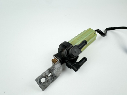 [021863] 2012 Yamaha 70 HP 4 Stroke Outboard Fuel Filter Assembly {mpn} OEM