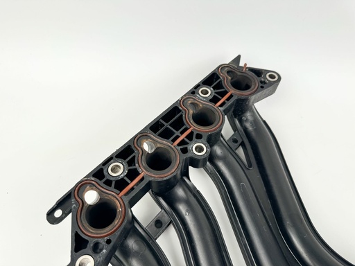 [021930] 2012 Yamaha 70 HP 4 Stroke Outboard Intake Manifold {mpn} OEM