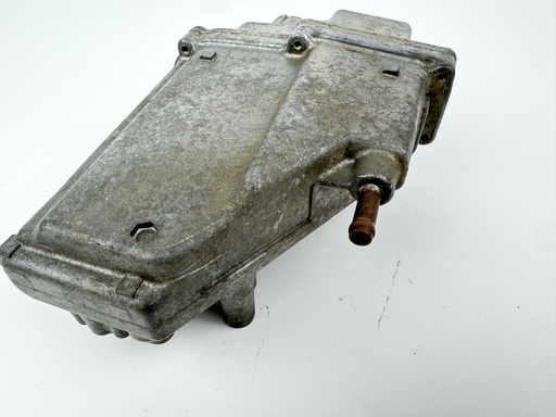 [021994] 2008 Yamaha 115 HP 4 Stroke Outboard VST Float Chamber Assembly {mpn} OEM