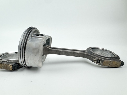 [022858] 2018 Yamaha 150 HP 4 Stroke Outboard Piston & Connecting Rod Set {mpn} OEM