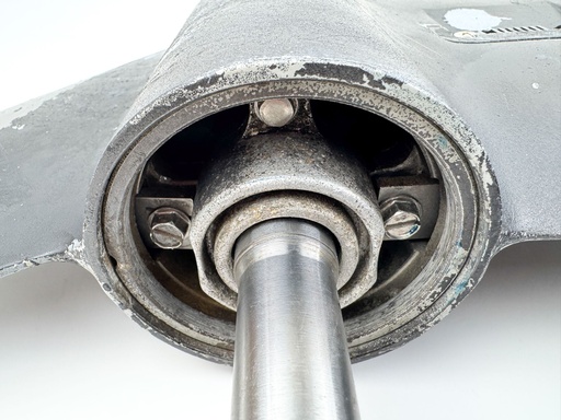 [023149] 1999 Johnson 50 HP 2 Stroke Outboard Lower Unit Gear Case {mpn} OEM