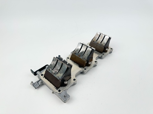 [023294] 2006 Yamaha 90 HP 2 Stroke Outboard Reed Valve Assembly {mpn} OEM