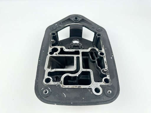 [023929] 1997 Mercury 40 HP 2 Stroke Outboard Exhaust Plate Guide {mpn} OEM