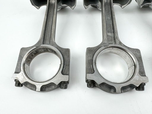 [024089] 2011 Yamaha 150 HP 4 Stroke Outboard Piston W/ Connecting Rod {mpn} OEM