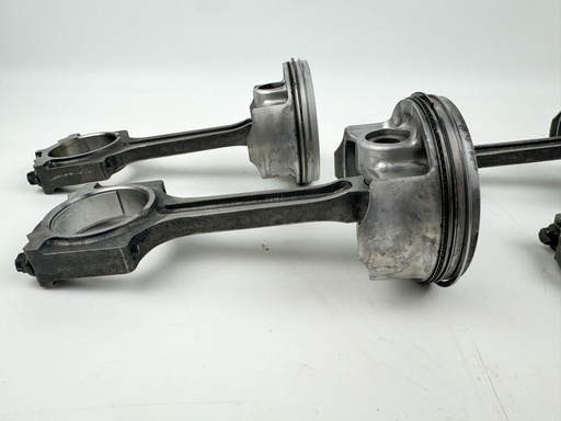 [024575] 2005 Yamaha 150HP 4 Stroke Outboard Piston & Connecting Rod Set 63P-W1164-01-00