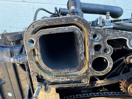 [025389] 2007 Mercury 135 HP 4 Stroke Outboard Powerhead {mpn} OEM