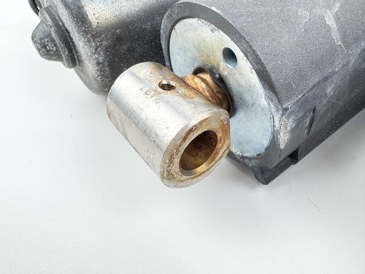 [025414] 2007 Mercury 135 HP 4 Stroke Outboard Power Trim Tilt Unit {mpn} OEM