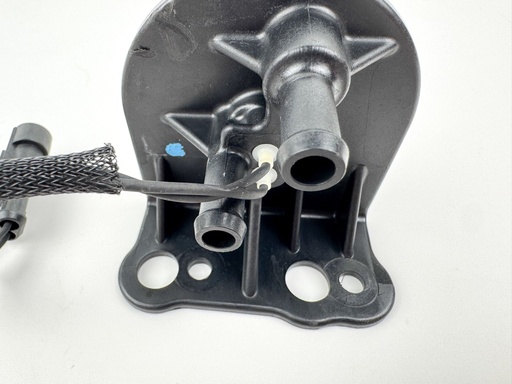 [025869] 2012 Evinrude 250 HP 2 Stroke Outboard Fuel Filter Assembly {mpn} OEM