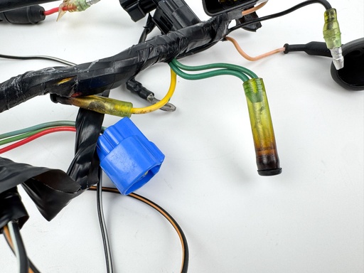 [025940] 2002 Yamaha 50 HP 4 Stroke Outboard Engine Wire Harness {mpn} OEM