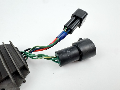 [025965] 2002 Yamaha 50 HP 4 Stroke Outboard Rectifier & Regulator {mpn} OEM