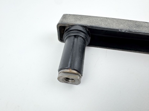 [026012] 1989 Johnson 40 HP 2 Stroke Outboard Back Latch Handle {mpn} OEM