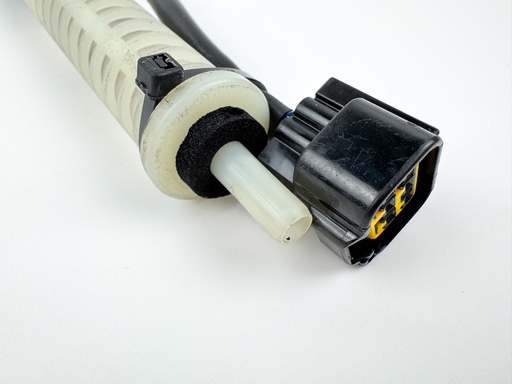 [026070] 2005 Yamaha 300 HP 2 Stroke Outboard Oil Level Sensor {mpn} OEM