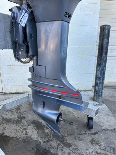 [026835] 2002 Yamaha 225 HP 2 Stroke Outboard Engine Complete {mpn} OEM