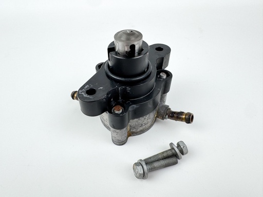 [026983] 2005 Yamaha 115 HP 4 Stroke Outboard Fuel Pump {mpn} OEM