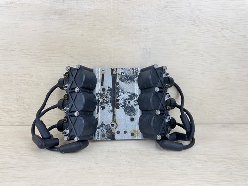 [3743] 1999 Mercury 200HP Outboard 2 Stroke Ignition Coil Assembly 832757A4