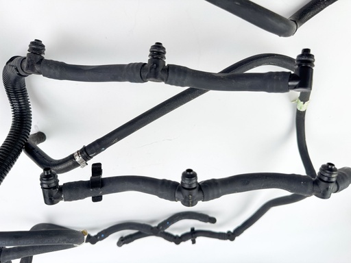 [027902] 2015 Evinrude 225 HP 2 Stroke Outboard Fuel Rail Set {mpn} OEM